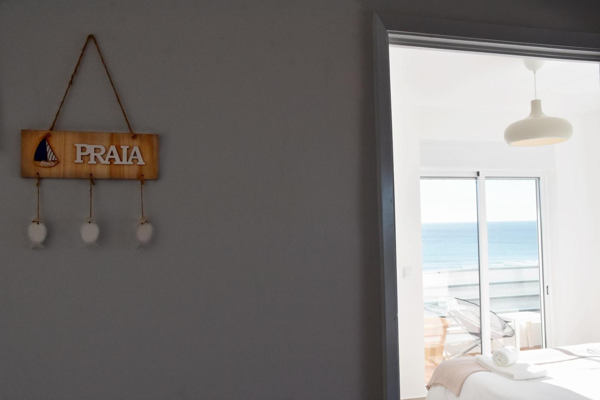 Over The Beach Monte Gordo Ngoại thất bức ảnh